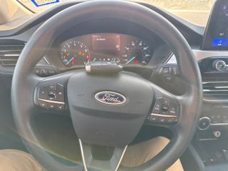 2020 Ford Escape SE - Interior Steering Wheel With Keys Image